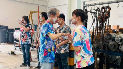 กิจกรรมทำบุญบริษัทประจำปี 2566 / กิจกรรมวันสงกรานต์ รดน้ำผู้บริหาร