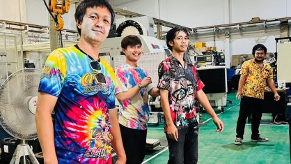 กิจกรรมทำบุญบริษัทประจำปี 2566 / กิจกรรมวันสงกรานต์ รดน้ำผู้บริหาร