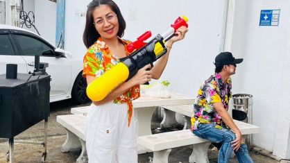 กิจกรรมทำบุญบริษัทประจำปี 2566 / กิจกรรมวันสงกรานต์ รดน้ำผู้บริหาร