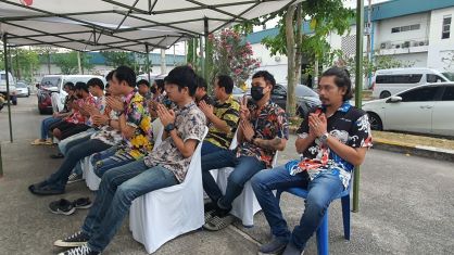 กิจกรรมทำบุญบริษัทประจำปี 2566 / กิจกรรมวันสงกรานต์ รดน้ำผู้บริหาร