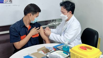 ฉีดวัคซีนป้องกันไข้หวัดใหญ่ 4 สายพันธุ์